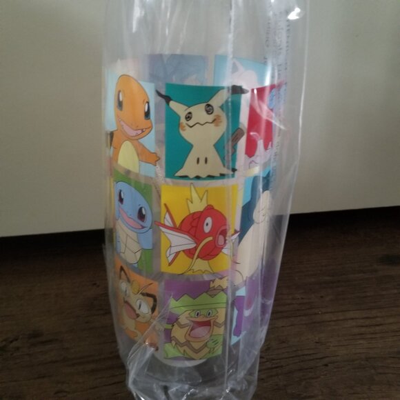 Pokemon 32 oz. Water Bottle - Picture 9 of 12